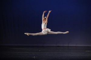 Danielle grand jete